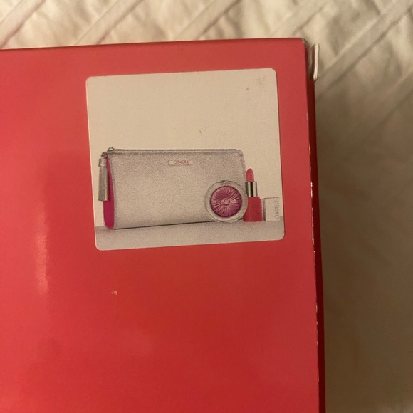 CLINIQUE Pansy Pop Blush and Sweet Pop Lip - Picture 6 of 6